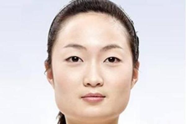 下巴尖长的女性面相解析：她们的命运与性格特点